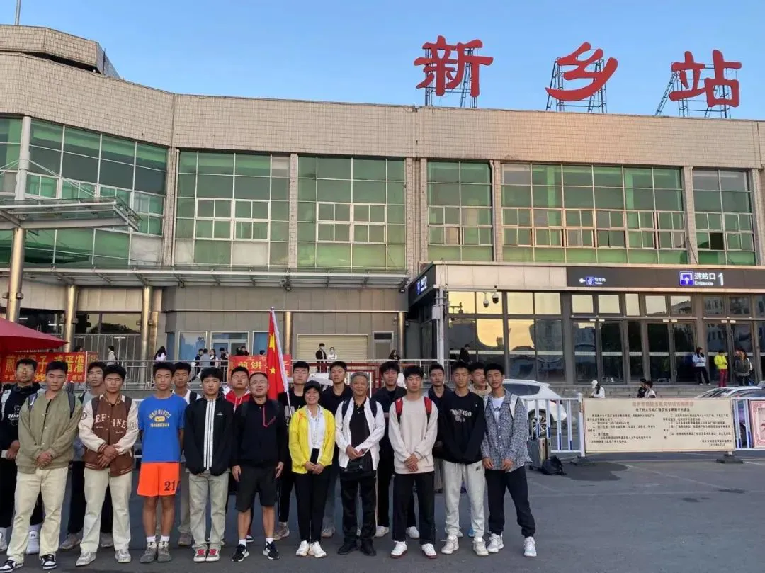 职业篮球教练如何制定有效的赛制训练计划?_1